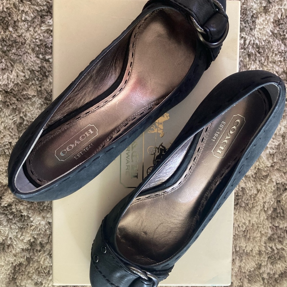Coach MILLIE VINT WAX CALF Wedge Heel Black Vintage Wax Leather Pumps Sz 6M. - Picture 4 of 11